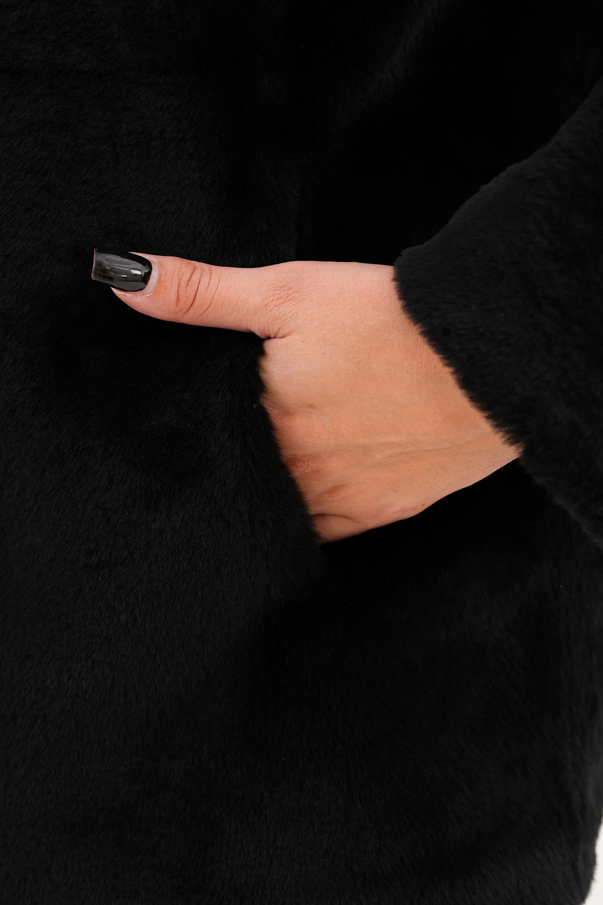 The Ava Reversible Shearling Leather Women Jacket - Image 14
