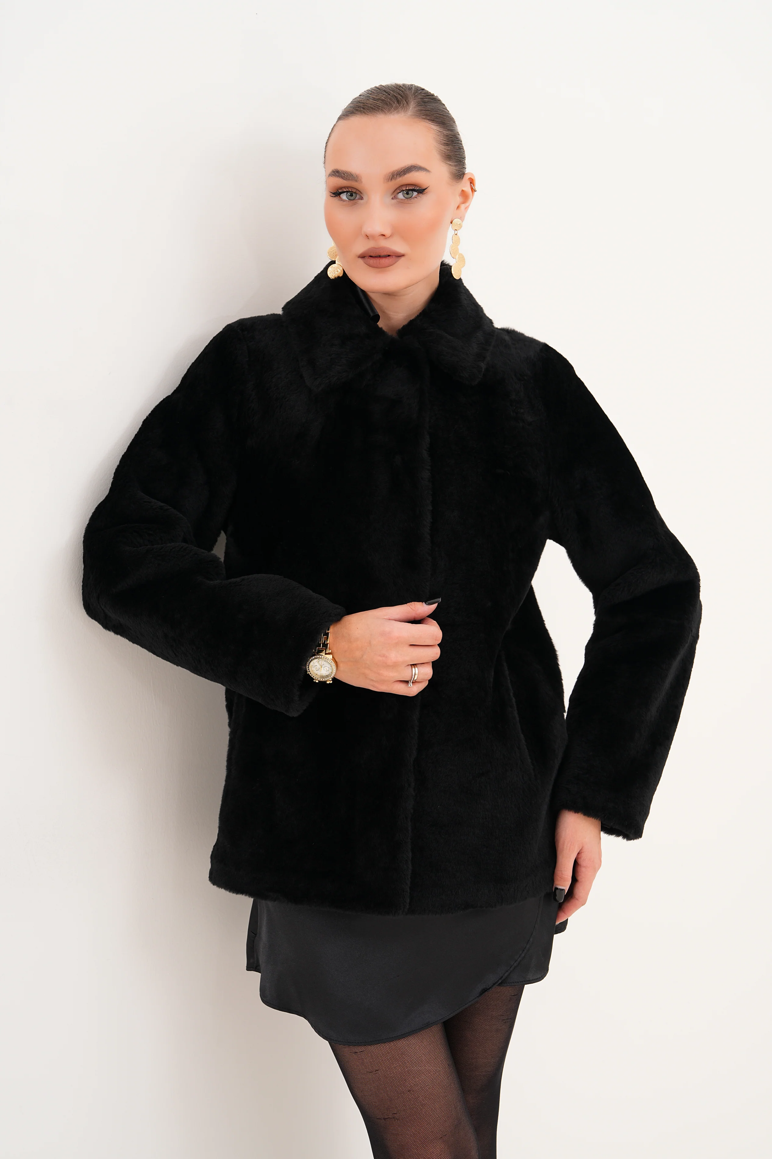 The Ava Reversible Shearling Leather Women Jacket - Image 9