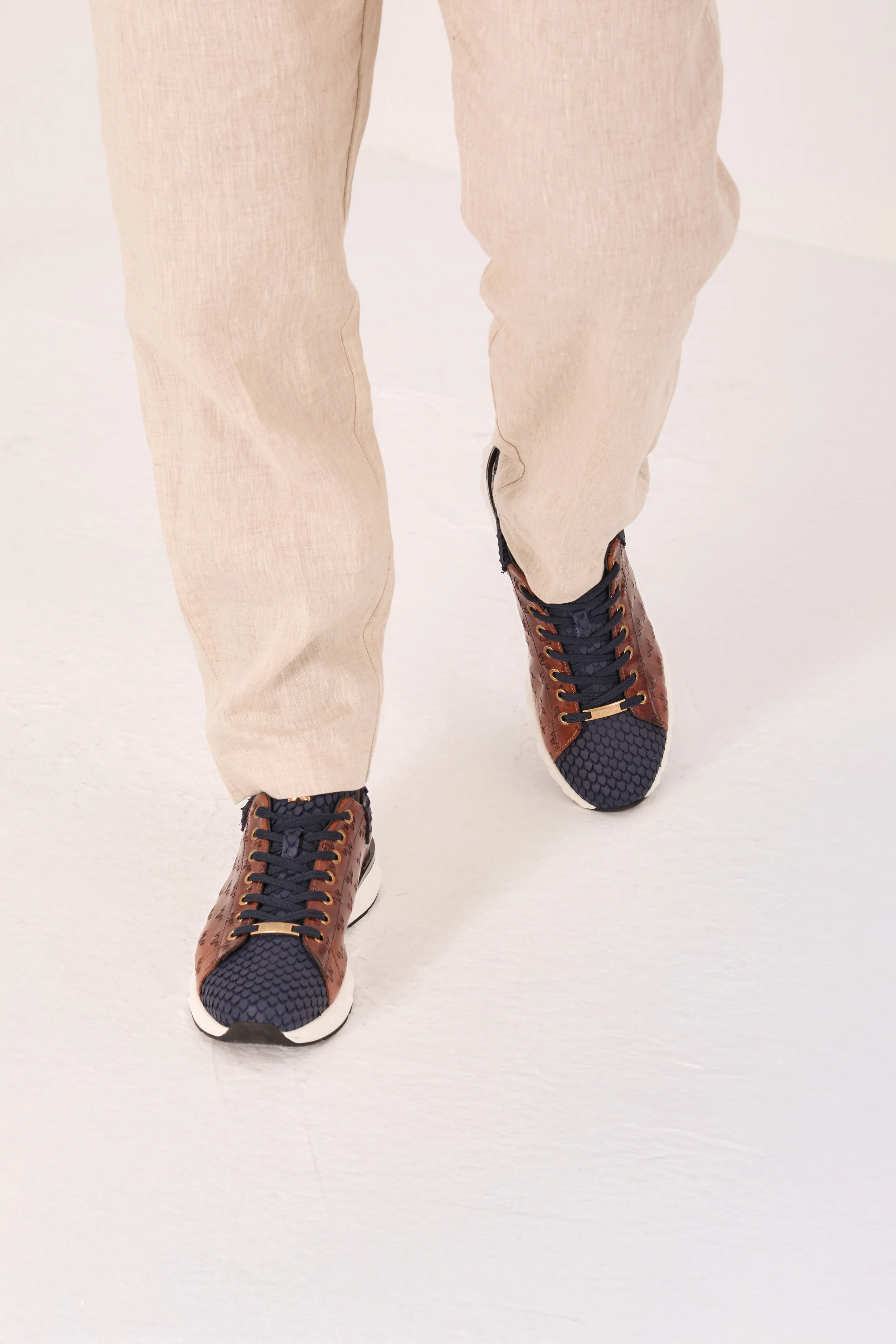 The Caesars Navy & Tan Leather Men Sneaker - Image 10
