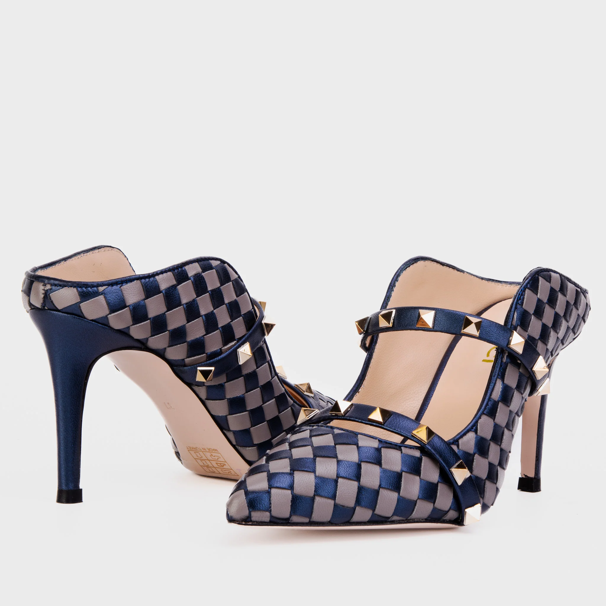 The Dosso Navy Blue Handwoven Pointy Toe Leather Women Sandal - Image 4