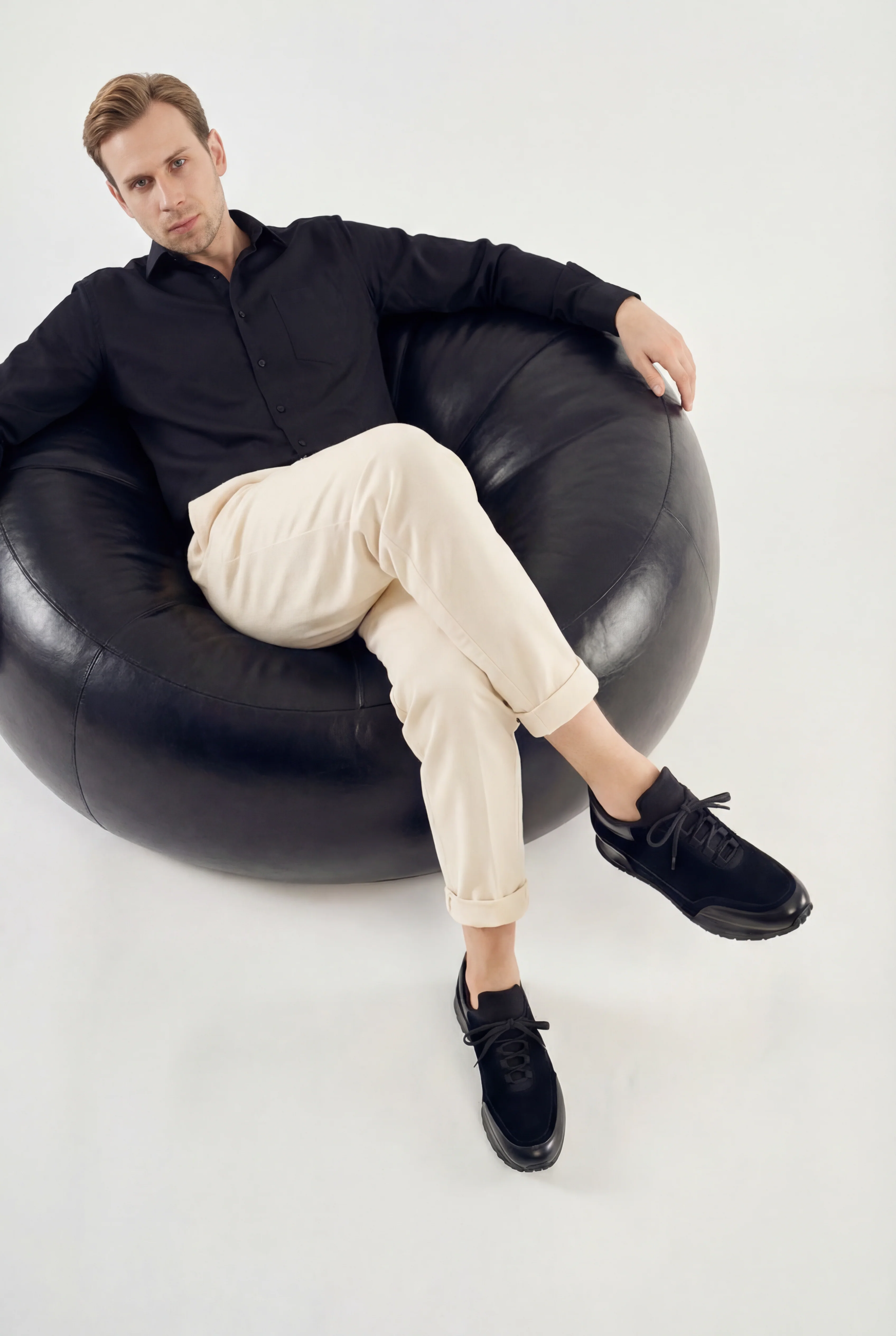 The Hudson Black Suede Men Sneaker - Image 7