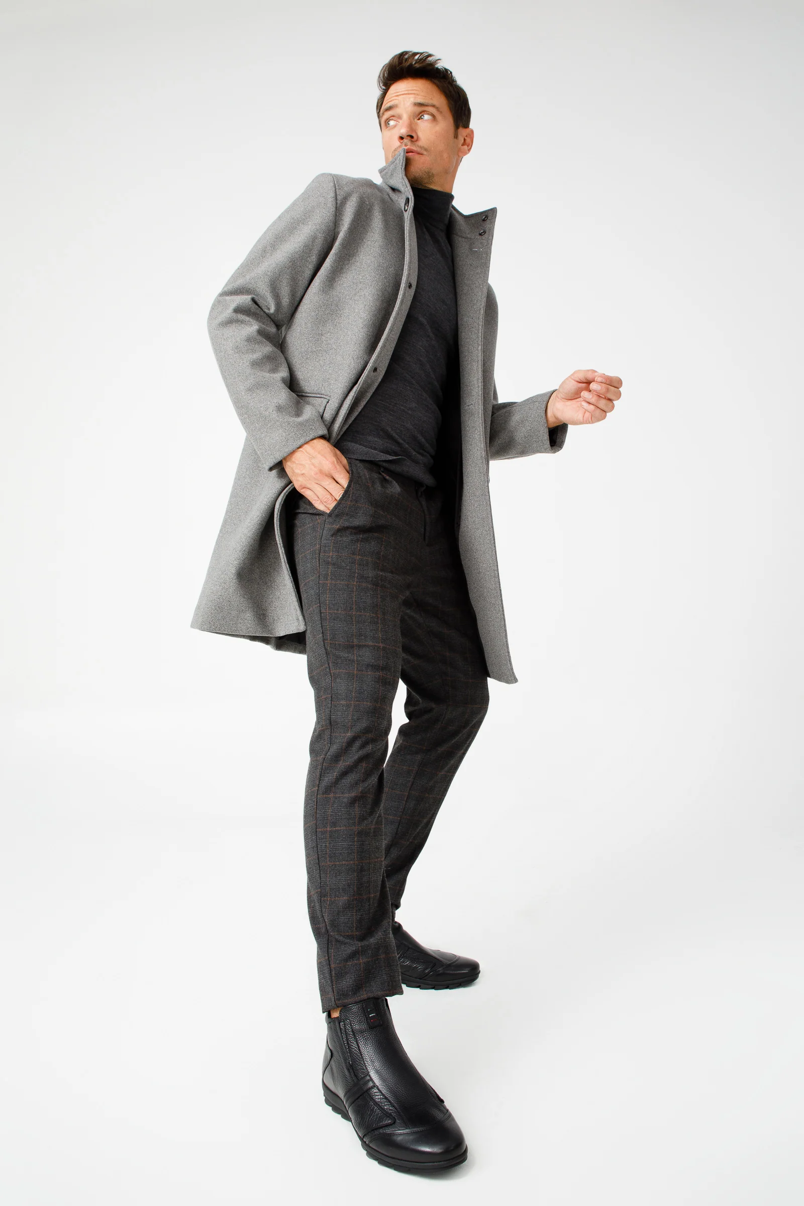 The Montreal Black Leather Casual Zip-Up Ankle Men Boot - Image 8