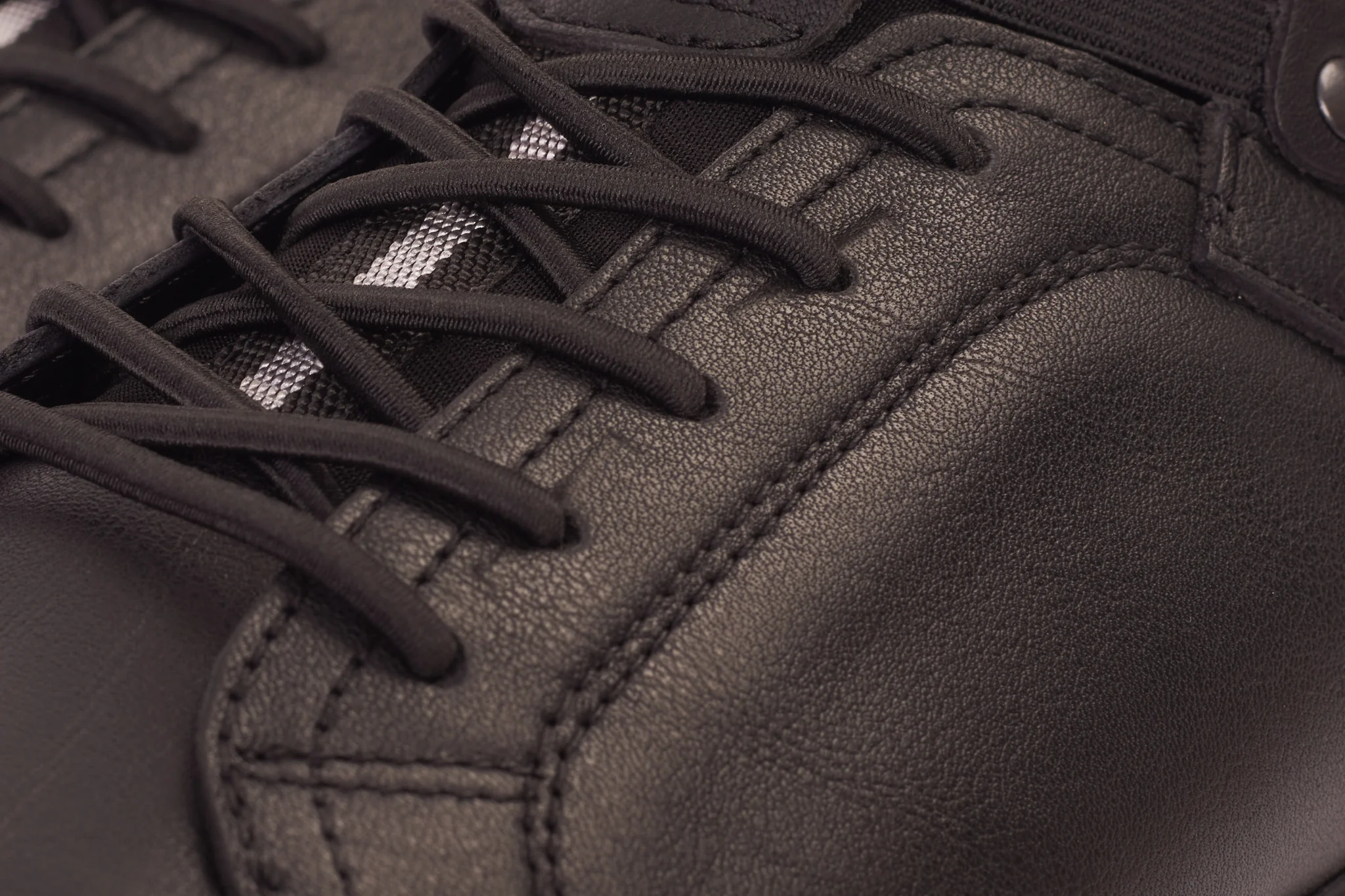The Mumbai Black Leather Men Sneaker Final Sale! - Image 3