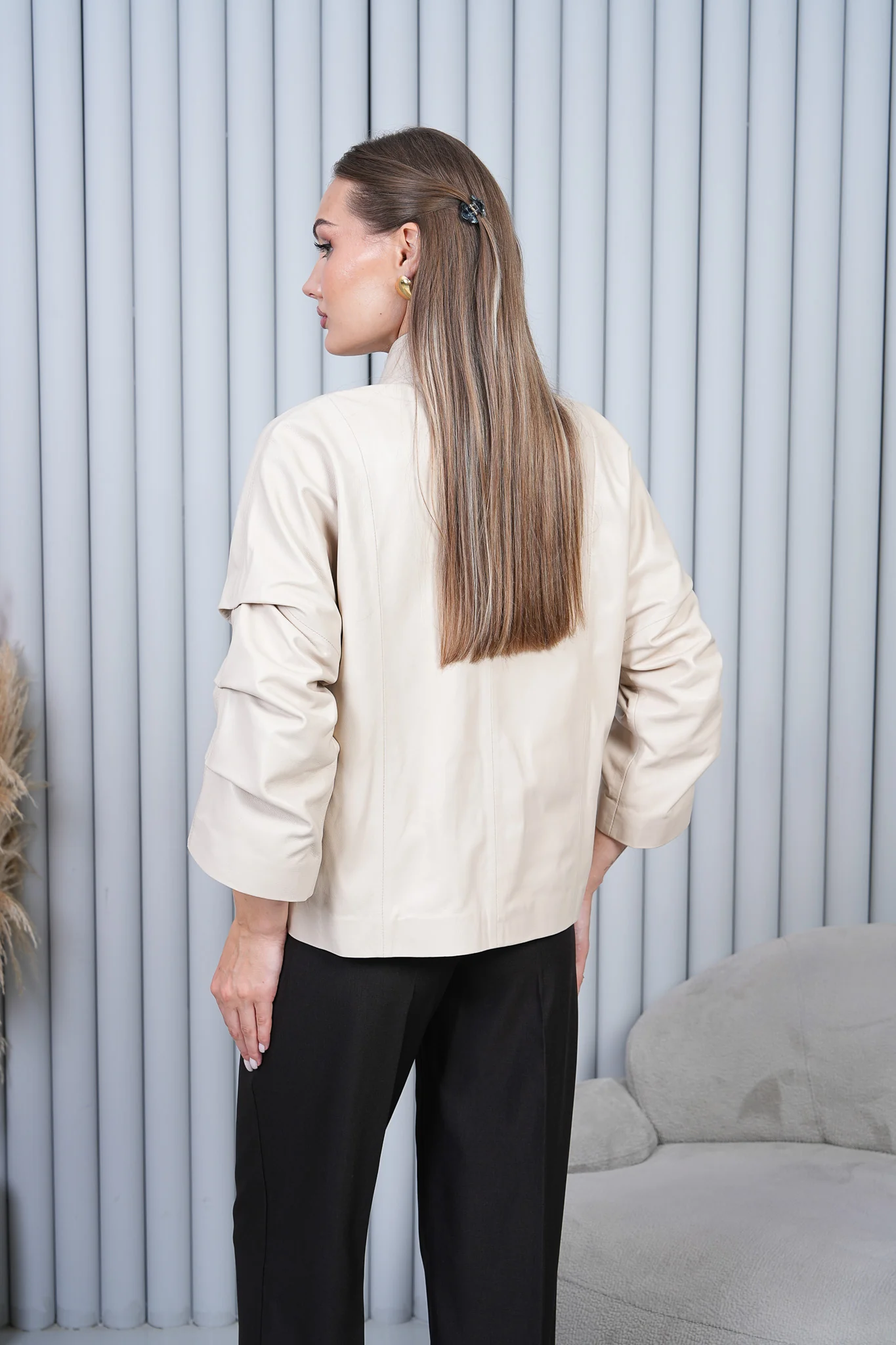 The Odessa Cream Leather Women Jacket - Image 4