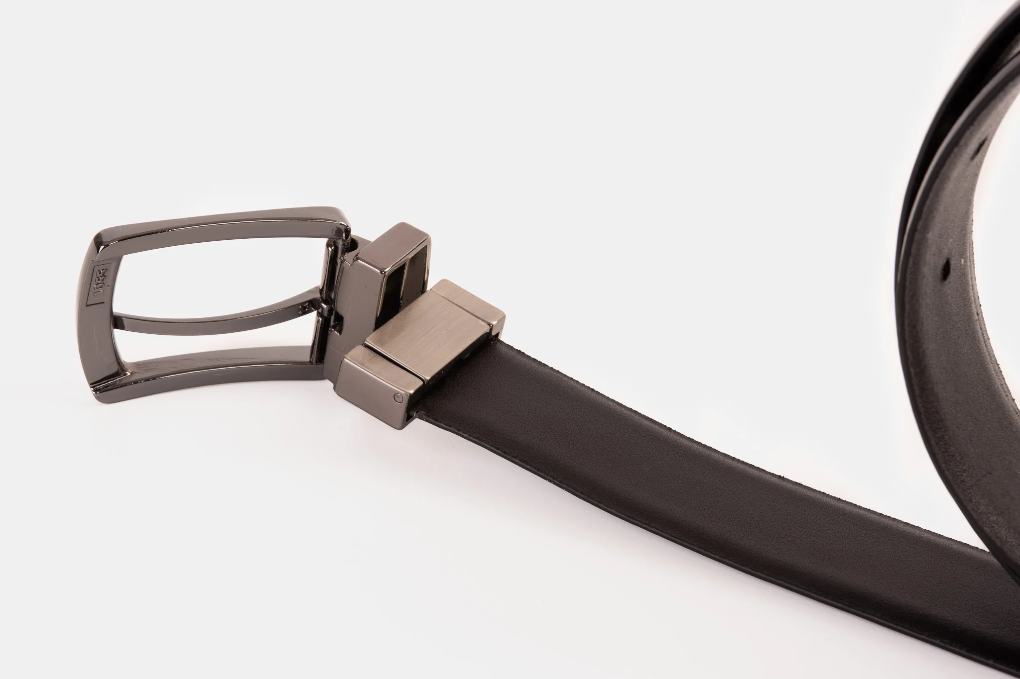 The Sun Reversible Black Patent Leather Belt - Image 7