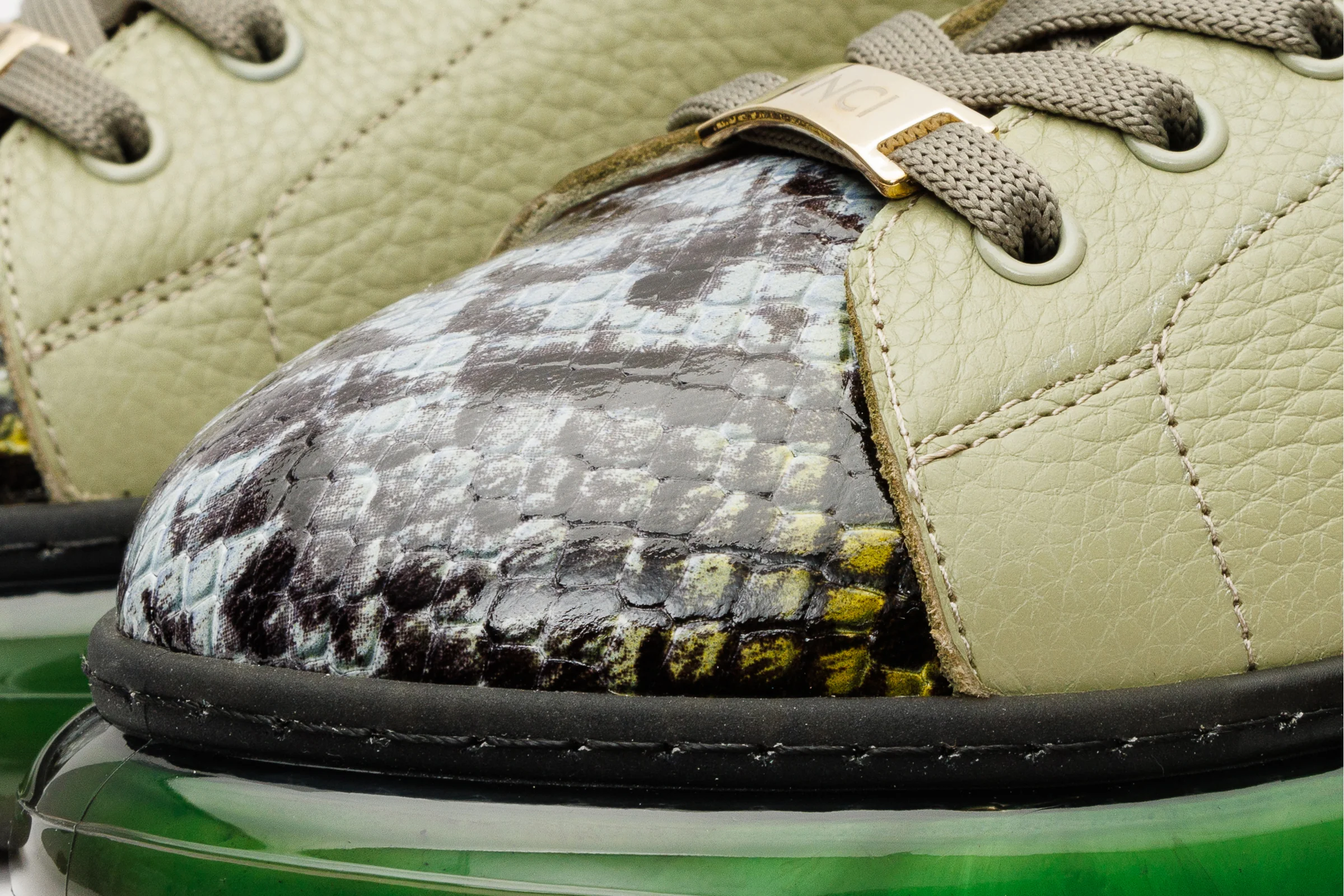 The Venezia Green Leather Women Sneaker - Image 3