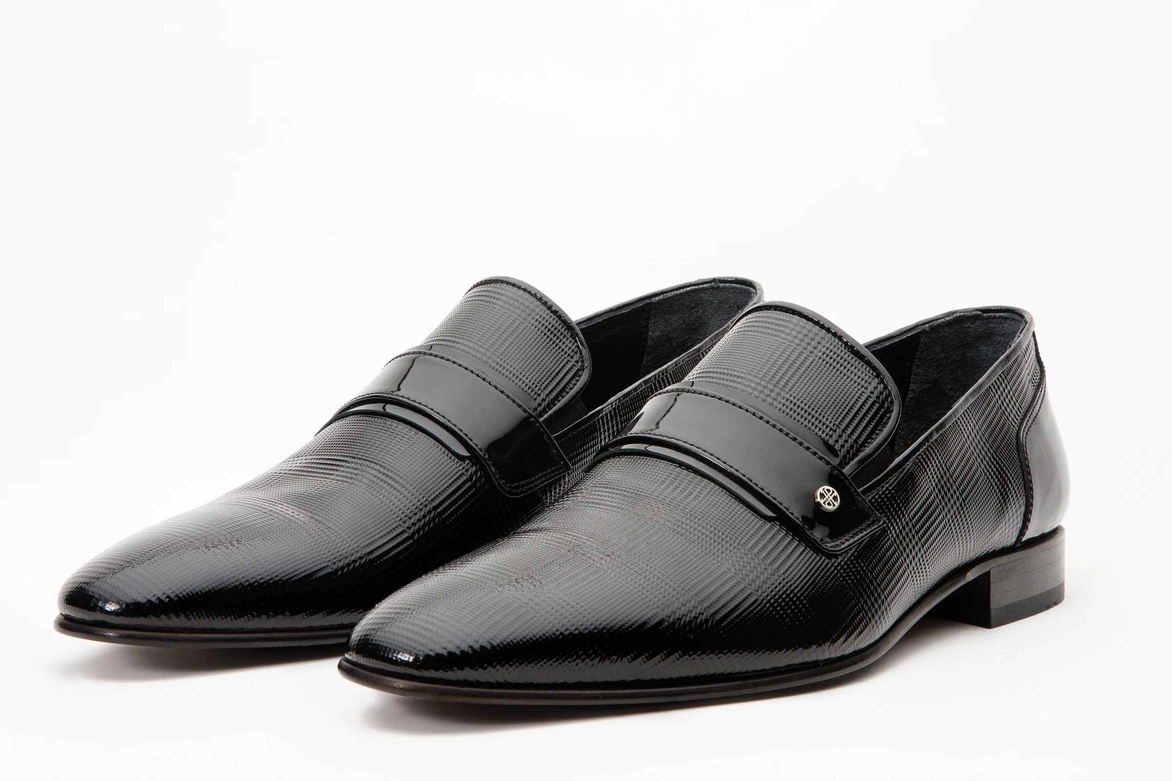 The Warsaw Men Shoe Black Leather Bit Loafer - Image 2